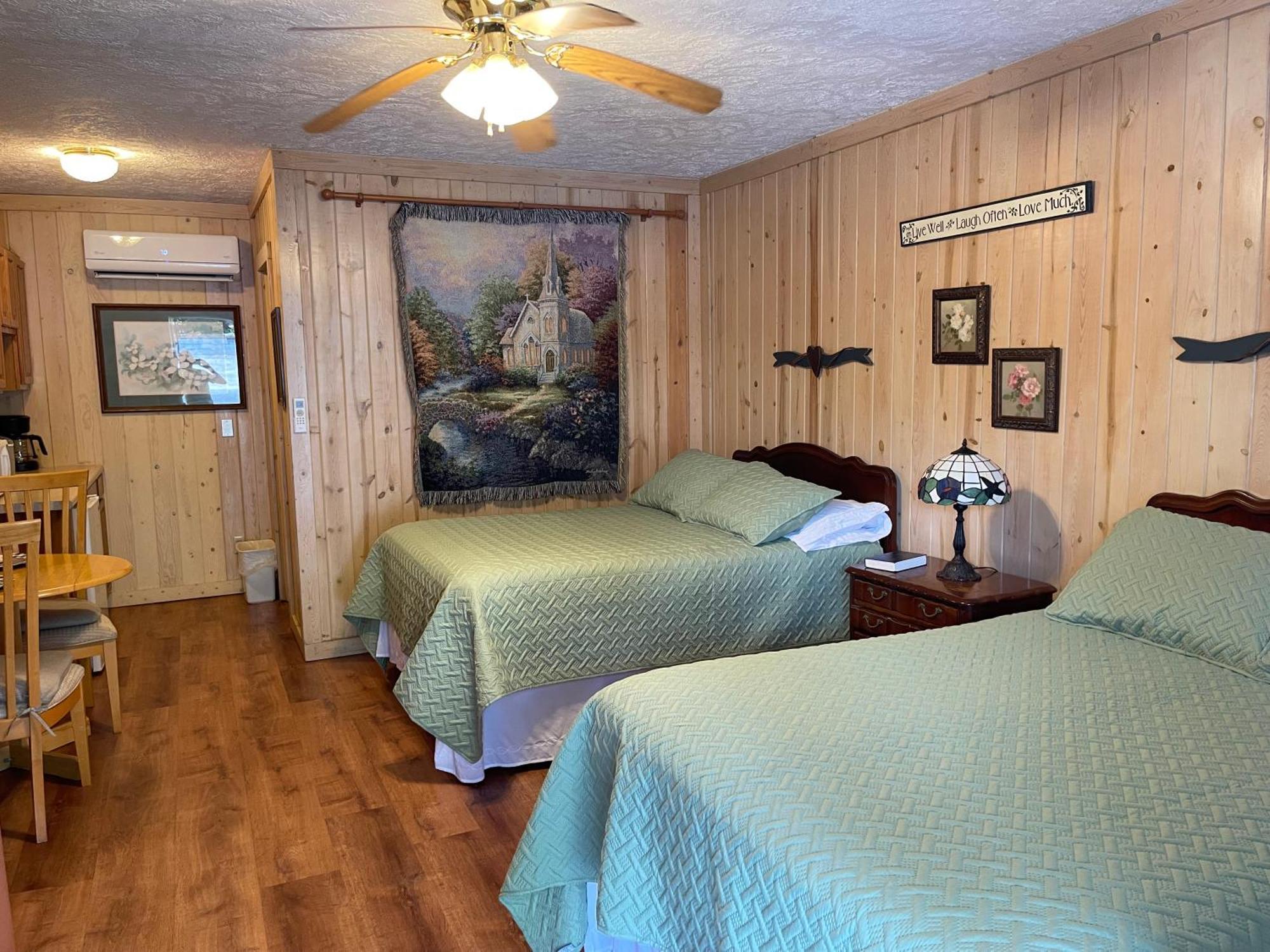 Mountain Aire Cottages & Inn Clayton Εξωτερικό φωτογραφία